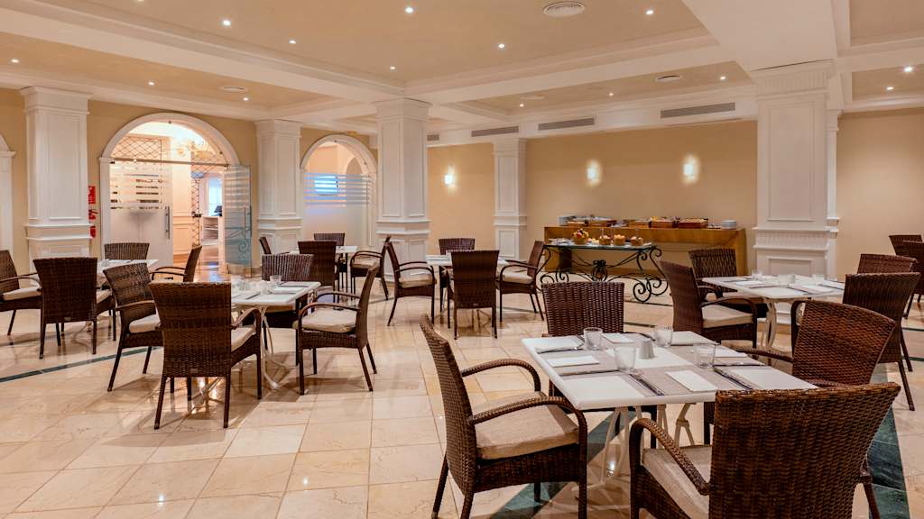 Eurostars Grand Cayacoa