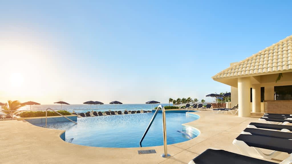 Occidental Tucancun