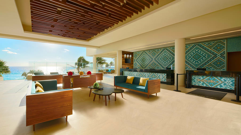 Occidental Tucancun