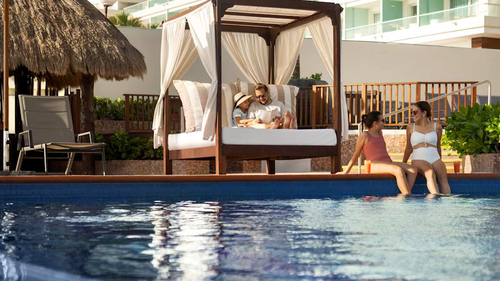 Seadust Cancun Family Resort