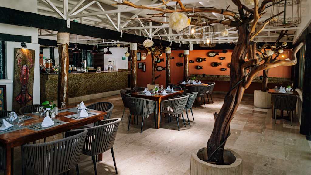 Flamingo Cancun Resort