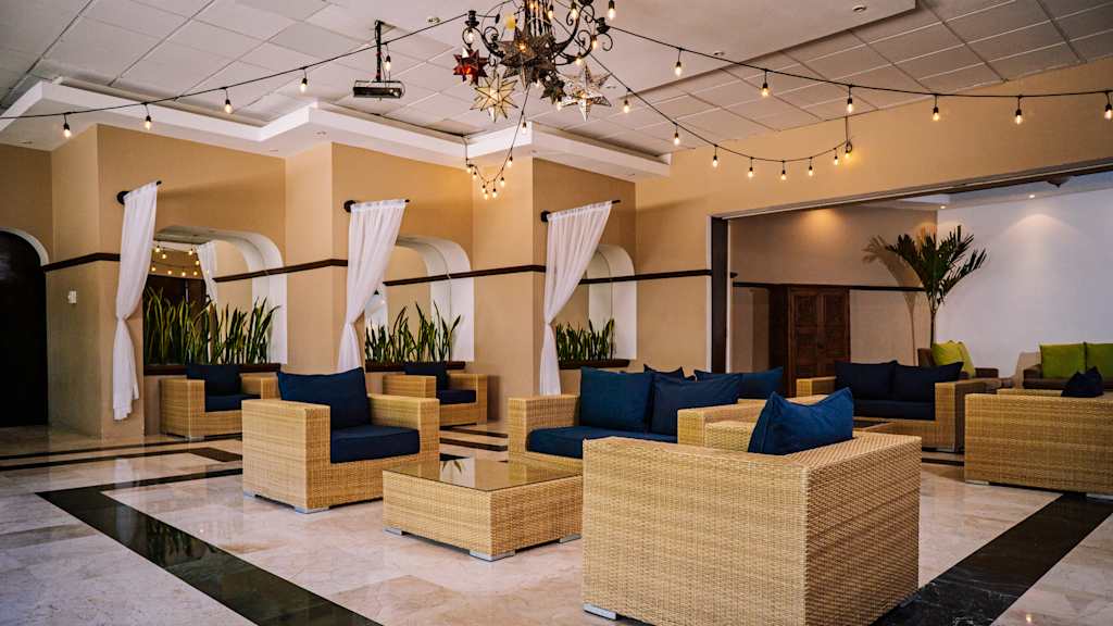 Flamingo Cancun Resort