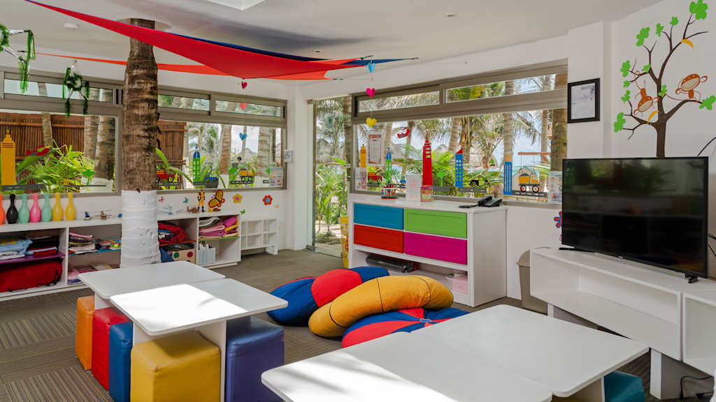 Flamingo Cancun Resort