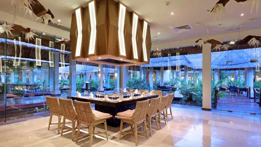 Grand Palladium Select White Sand