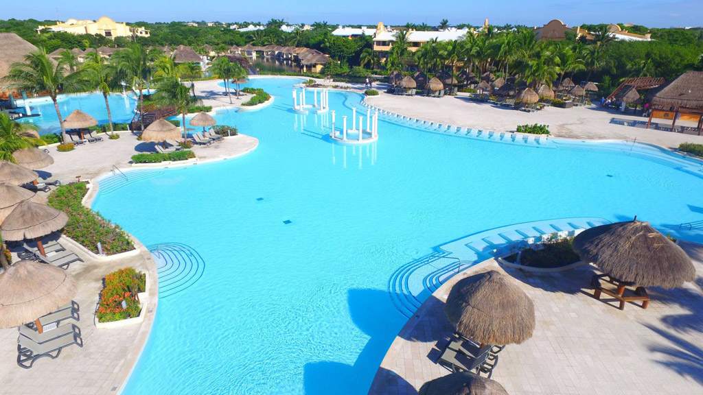 Grand Palladium Select White Sand