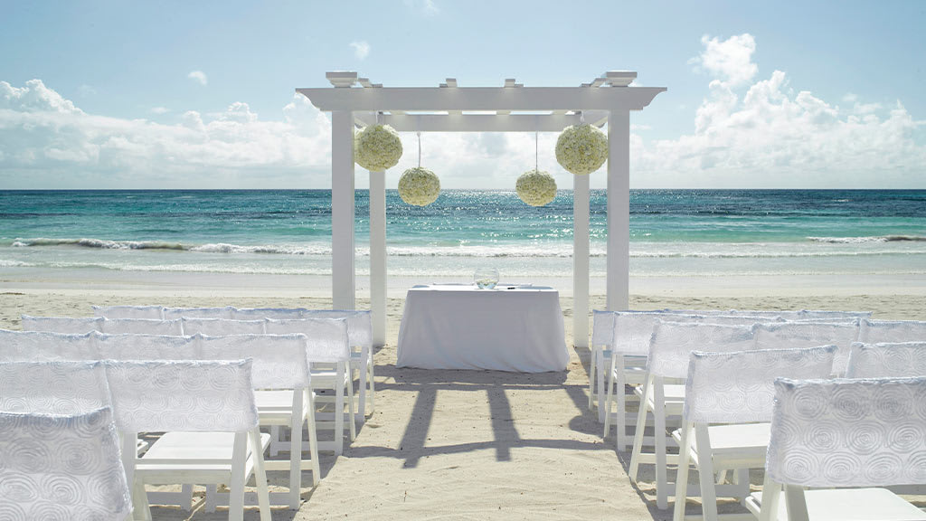 Grand Palladium Select White Sand
