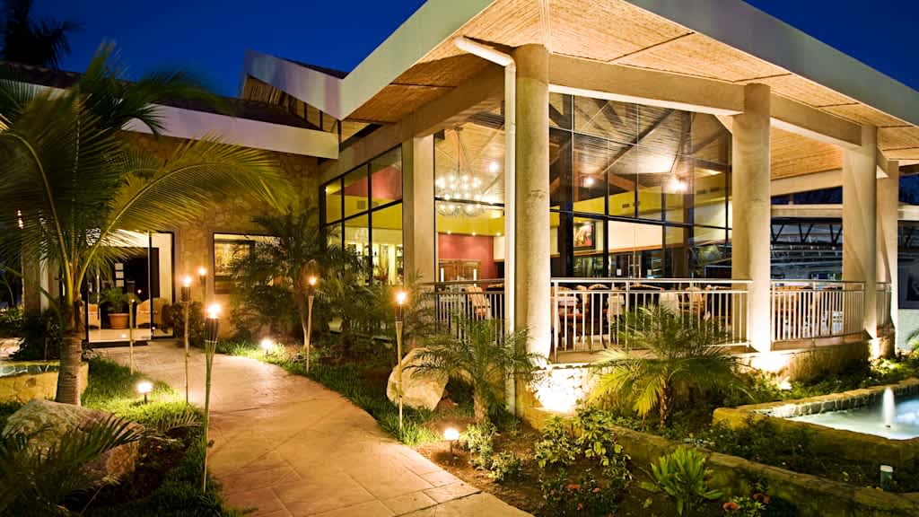 Occidental Tamarindo