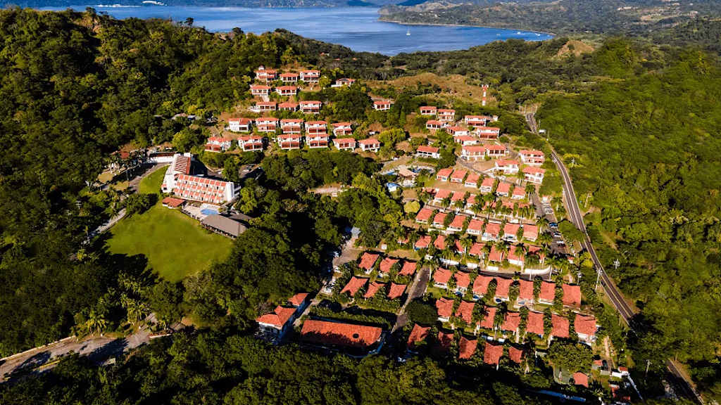Villas Sol Beach Resort