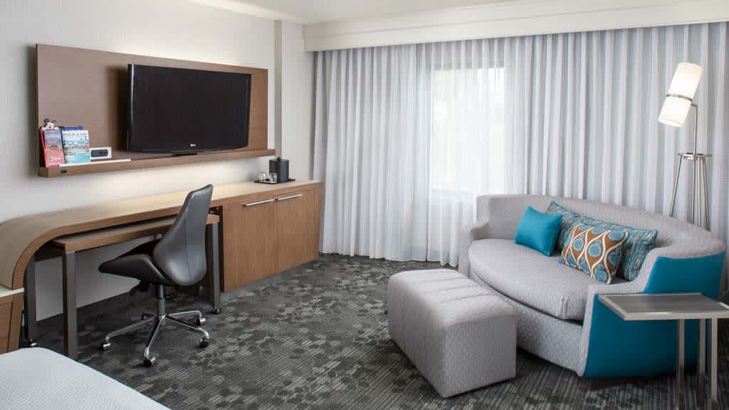 Courtyard Orlando LBV In The Marriott Village