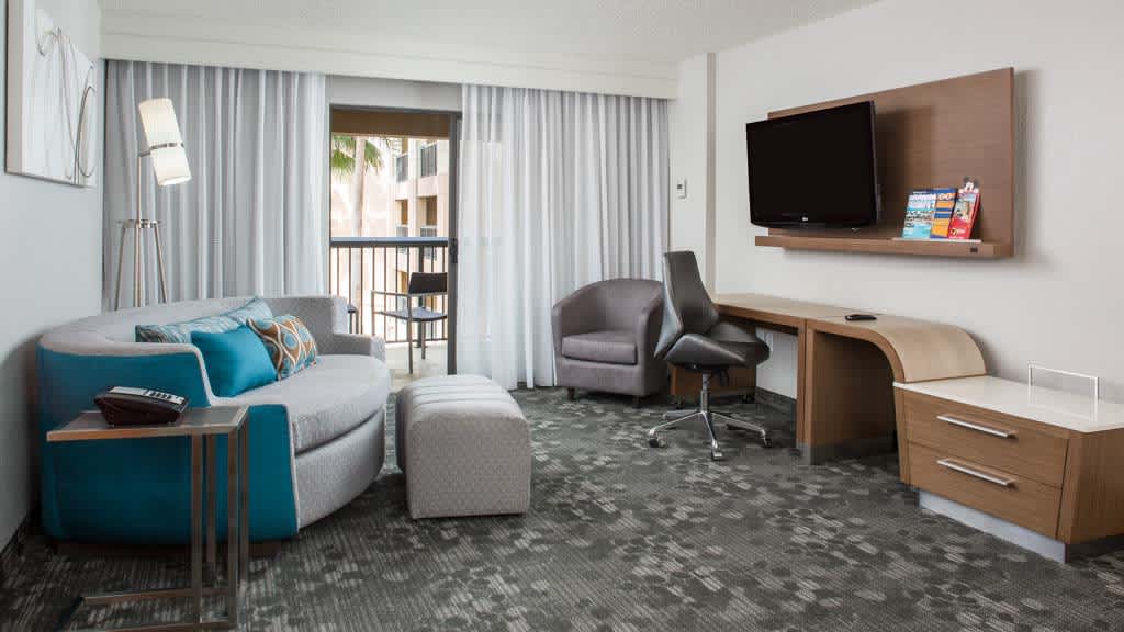 Courtyard Orlando LBV In The Marriott Village
