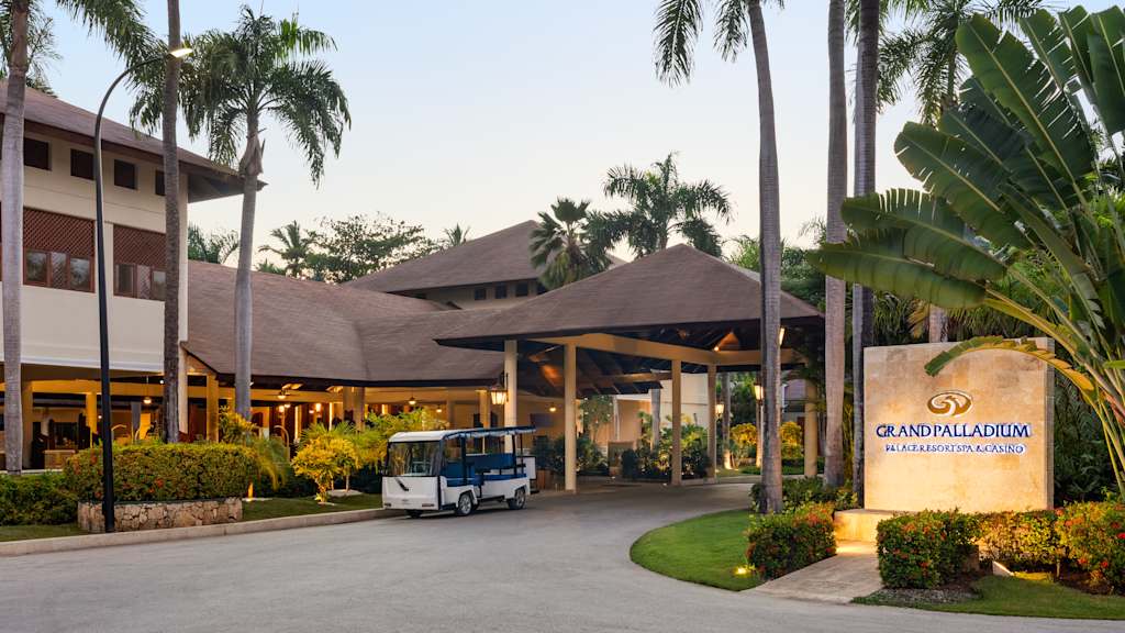 Grand Palladium Palace Resort Spa & Casino