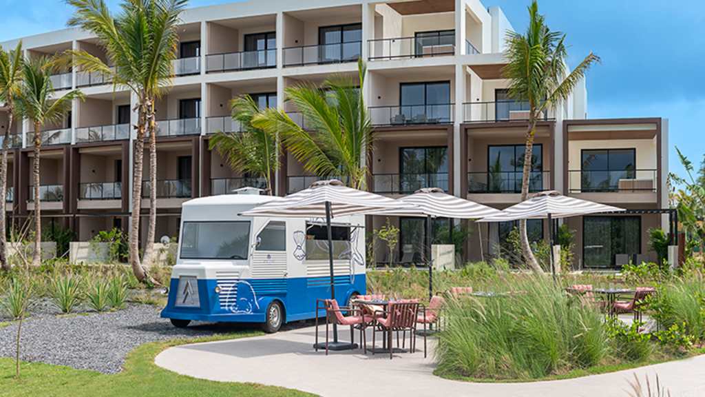 Zemi Miches All Inclusive Resort, Curio Collection By Hilton