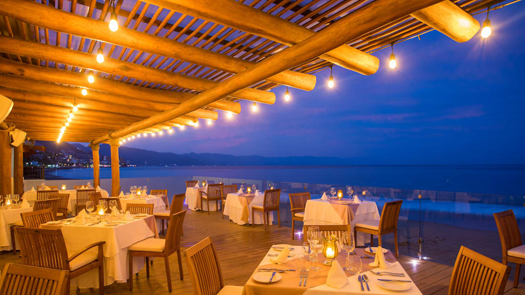 Buenaventura Grand Hotel and Great Moments