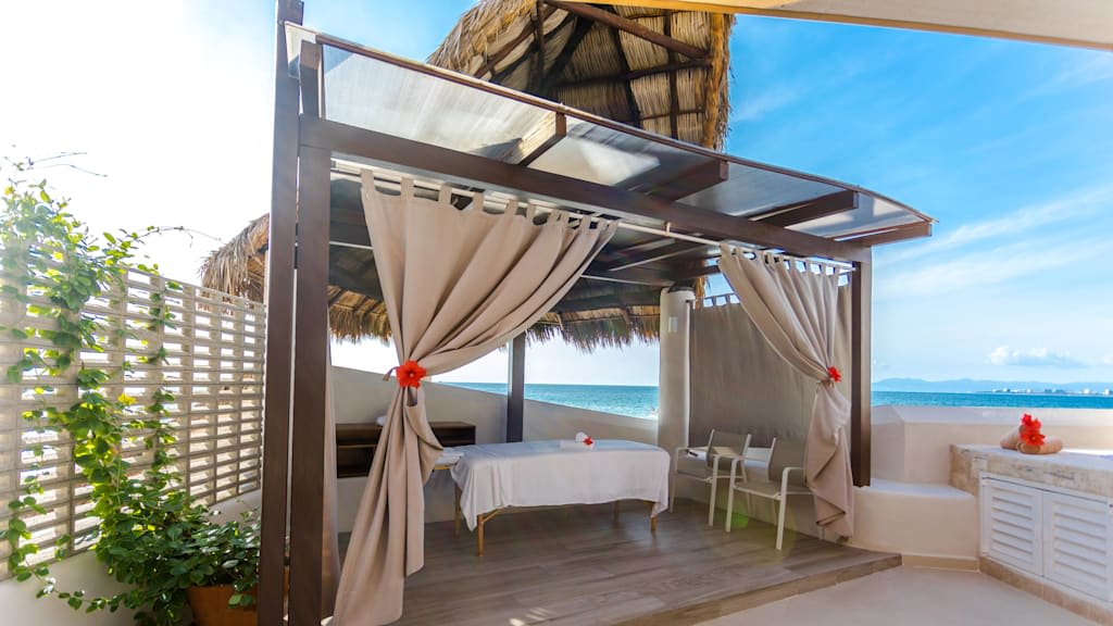 Buenaventura Grand Hotel and Great Moments