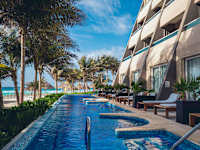 Flamingo Cancun Resort