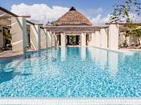 Grand Palladium Colonial Resort & Spa