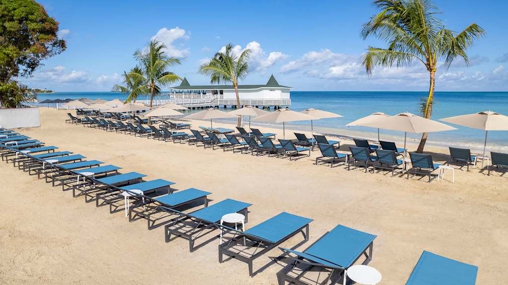 Royalton CHIC Antigua An Autograph Collection All-Inclusive Resort – Adults Only