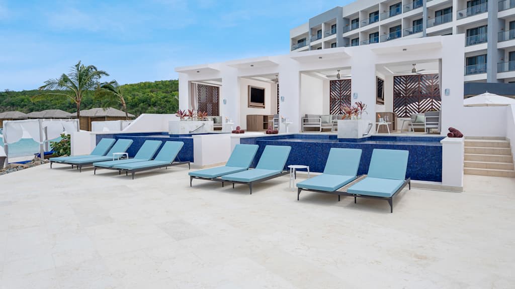 Royalton CHIC Antigua An Autograph Collection All-Inclusive Resort – Adults Only