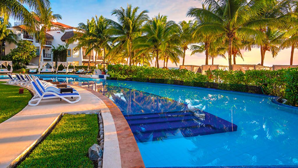 Desire Pearl Riviera Maya Resort