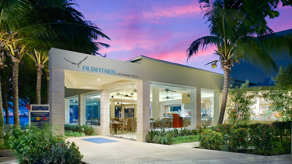 Occidental Costa Cancun