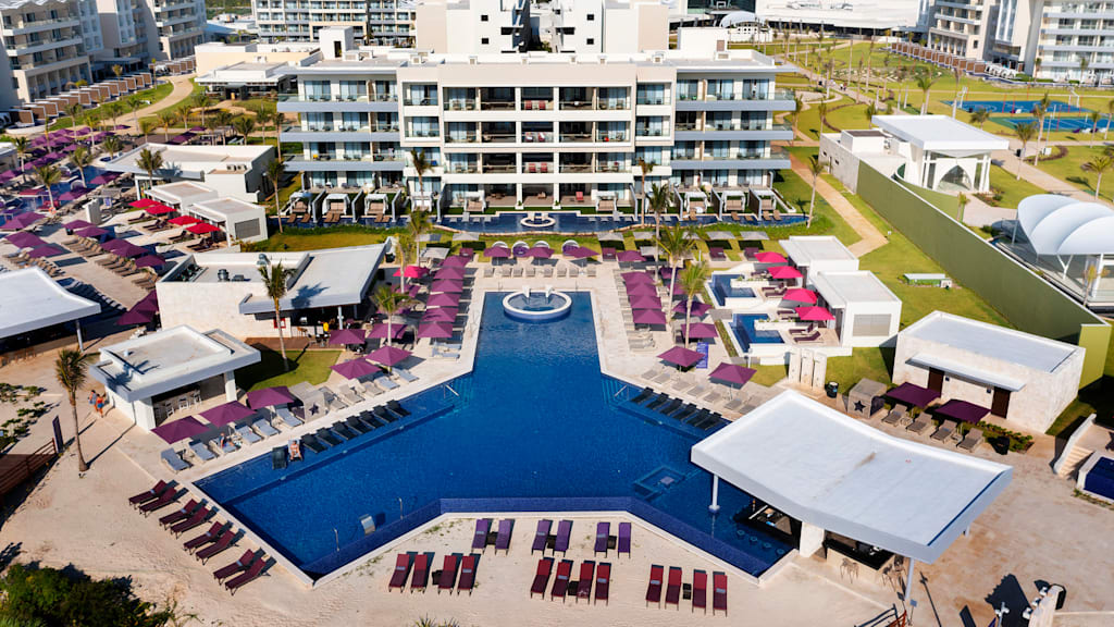 Planet Hollywood Adult Scene Cancun by Royalton, An Autograph Collection All Inclusive Resort Adults