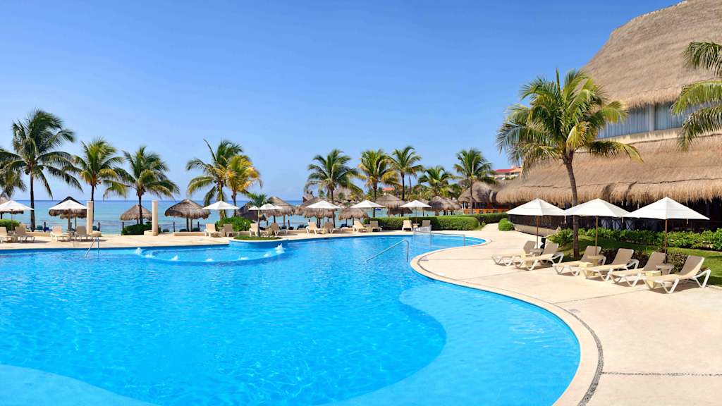Catalonia Yucatan Beach 