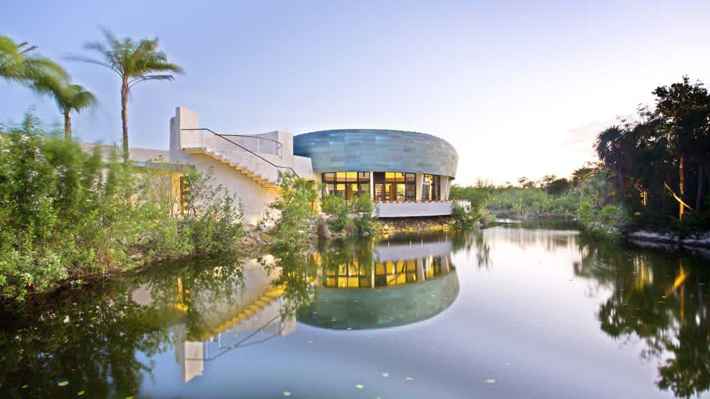 Blue Diamond Luxury Boutique Hotel