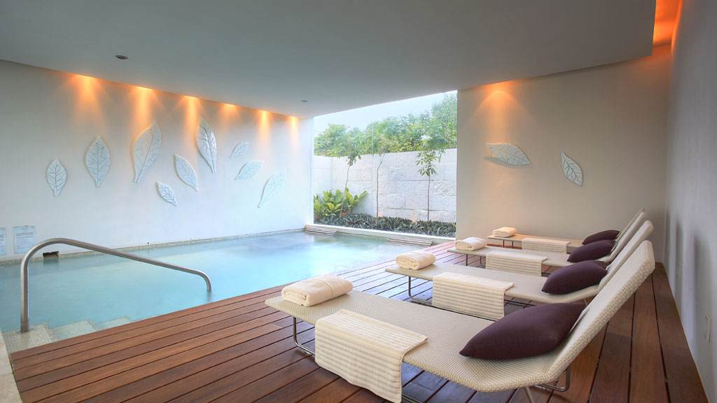 Blue Diamond Luxury Boutique Hotel