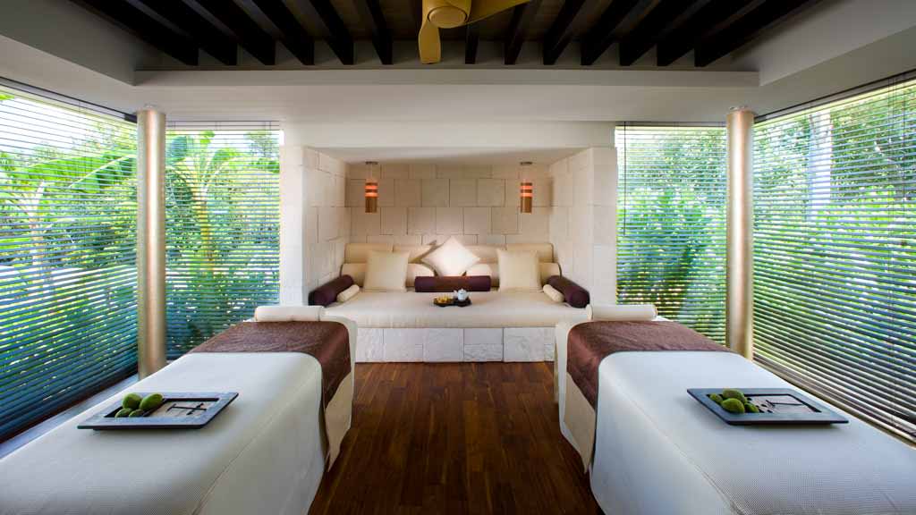 Blue Diamond Luxury Boutique Hotel