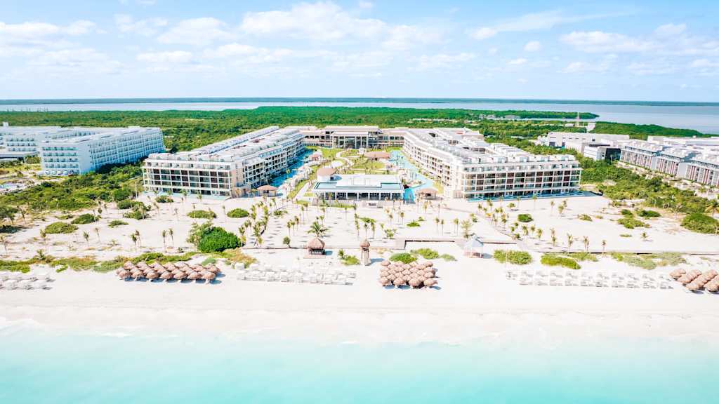 Majestic Mirage Costa Mujeres