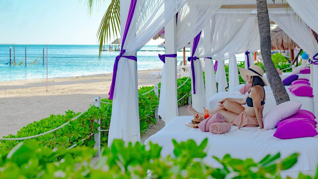 The Sens Cancun