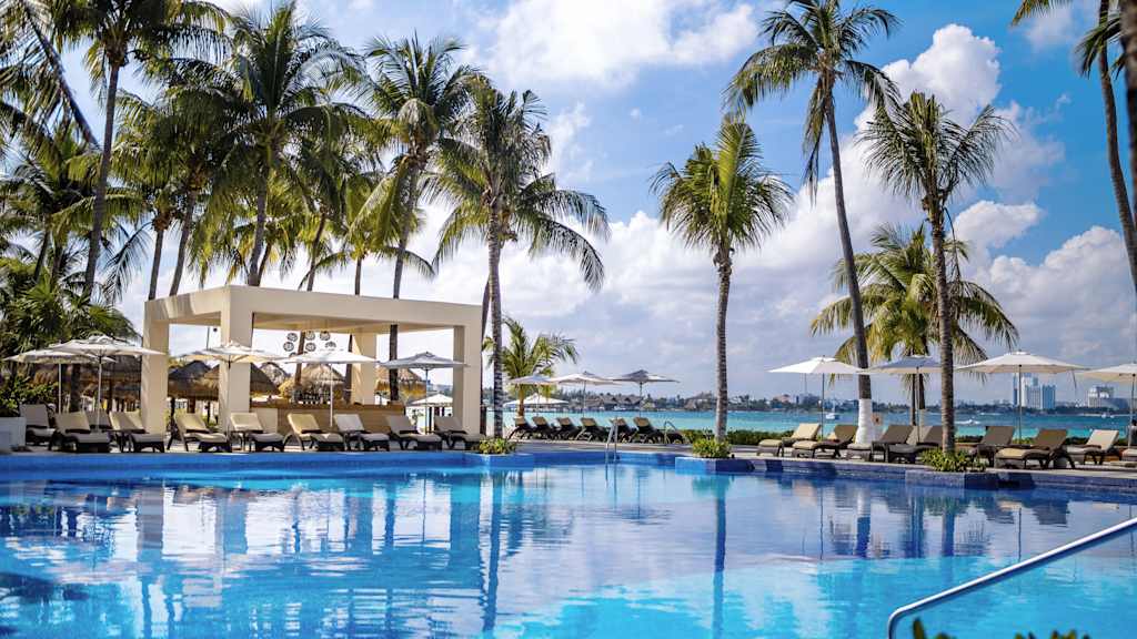 Dreams Sands Cancun Resort and Spa 