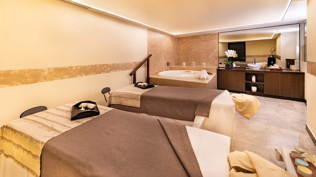 The Grand Oasis Cancun