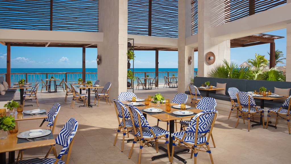 Dreams Sapphire Resort and Spa 