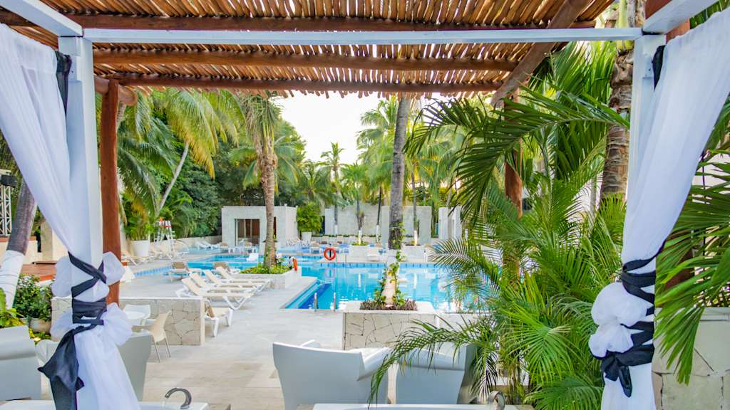 Oh Cancun The Urban Oasis