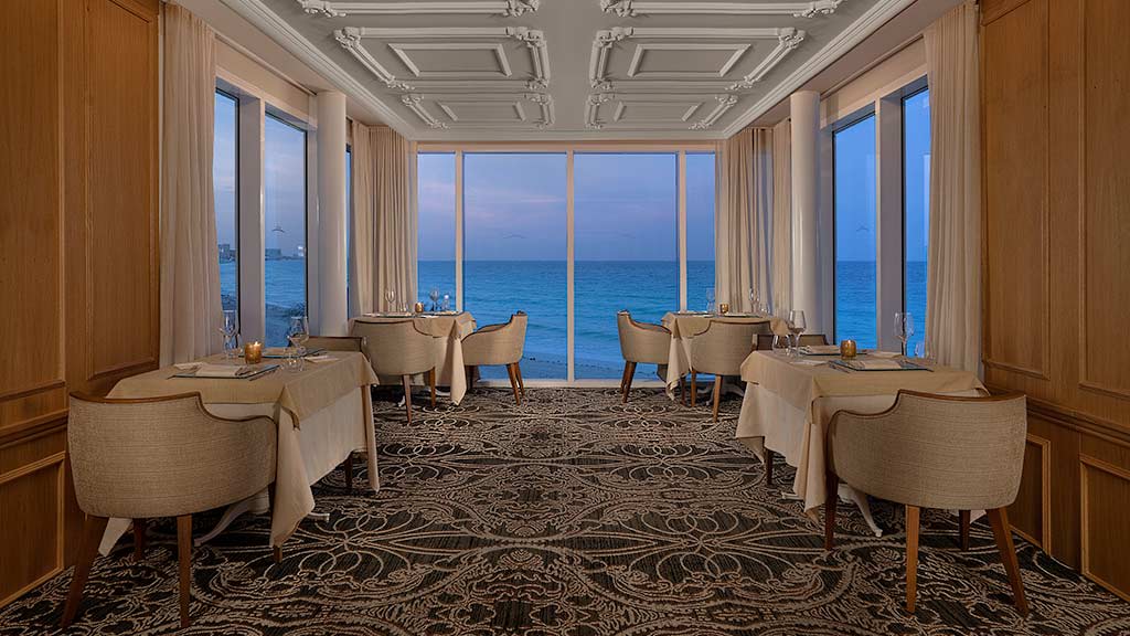 Sun Palace