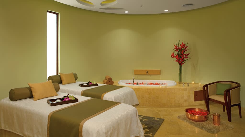 Secrets Playa Mujeres Golf and Spa Resort 