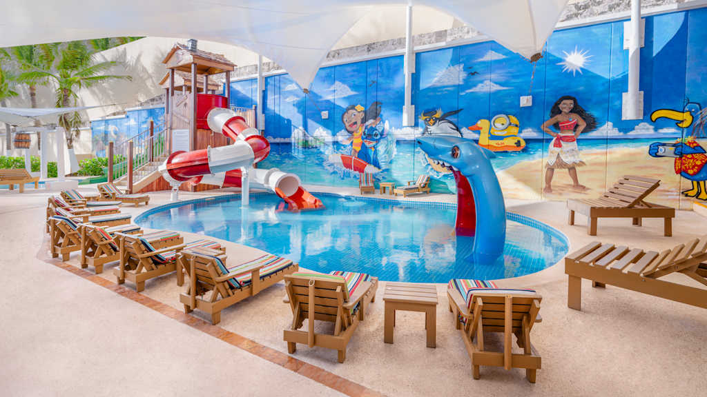 GR Solaris Cancun