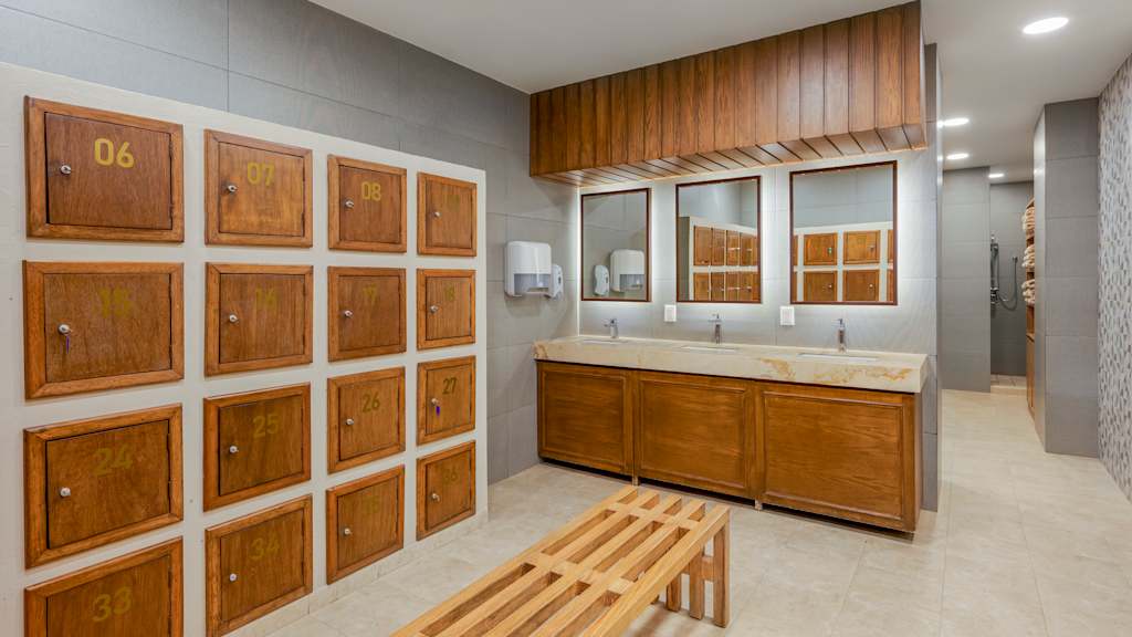 GR Solaris Cancun