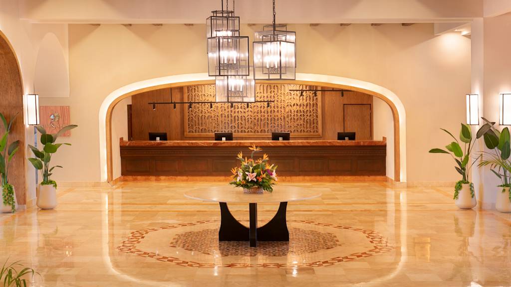 GR Solaris Cancun