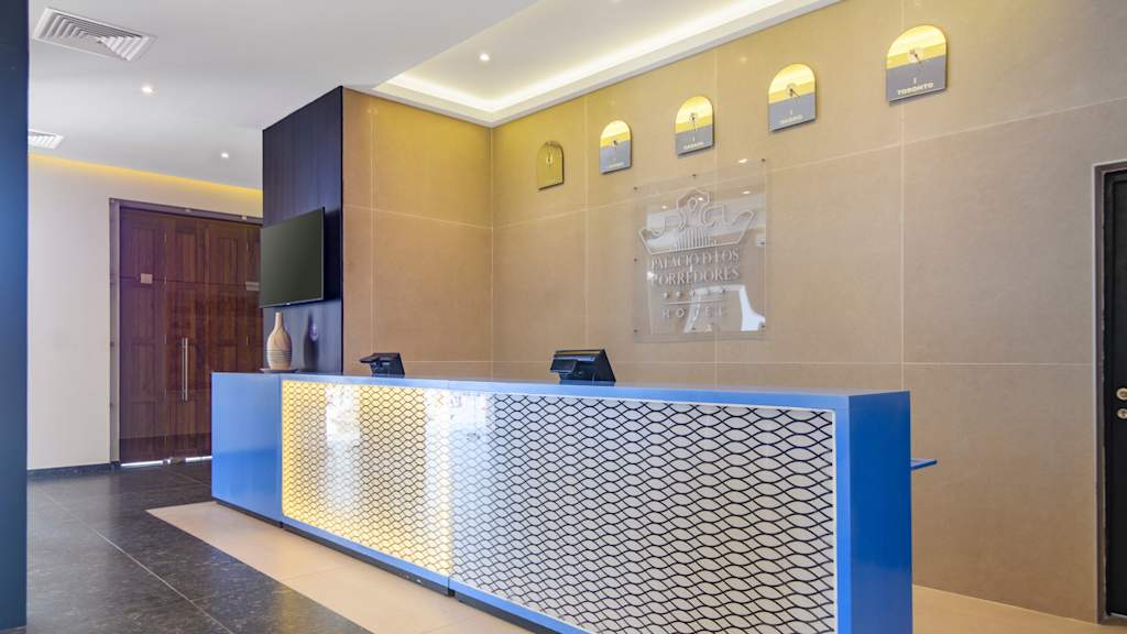 Palacio De Los Corredores 