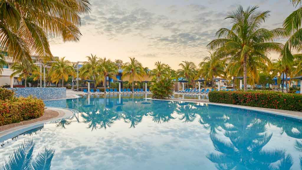 Aston Costa Verde Beach Resort
