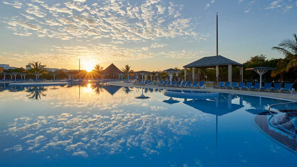 Aston Costa Verde Beach Resort