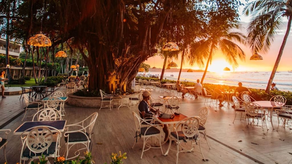 Tamarindo Diria Beach Resort