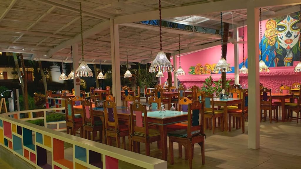 Tamarindo Diria Beach Resort