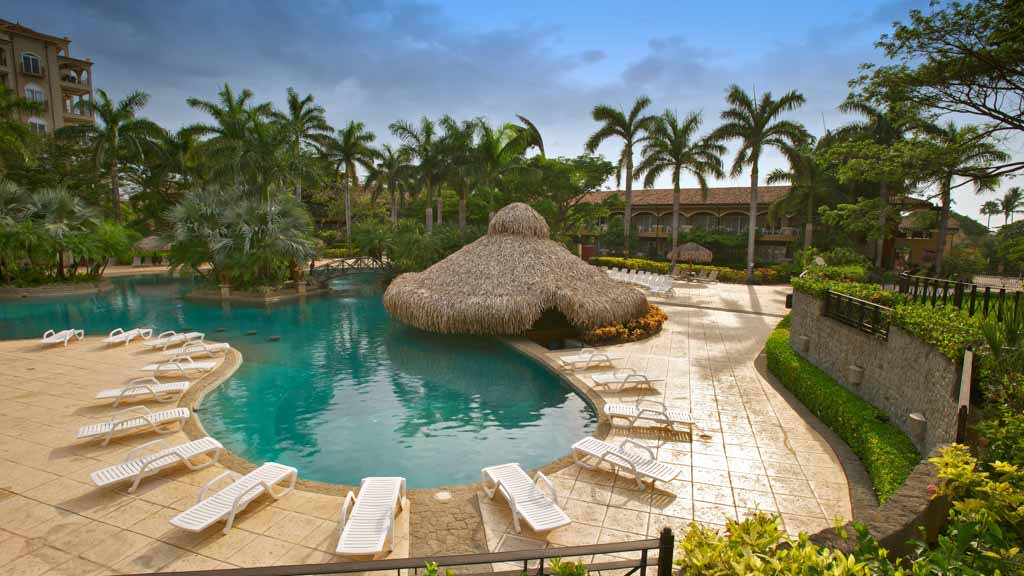 Tamarindo Diria Beach Resort