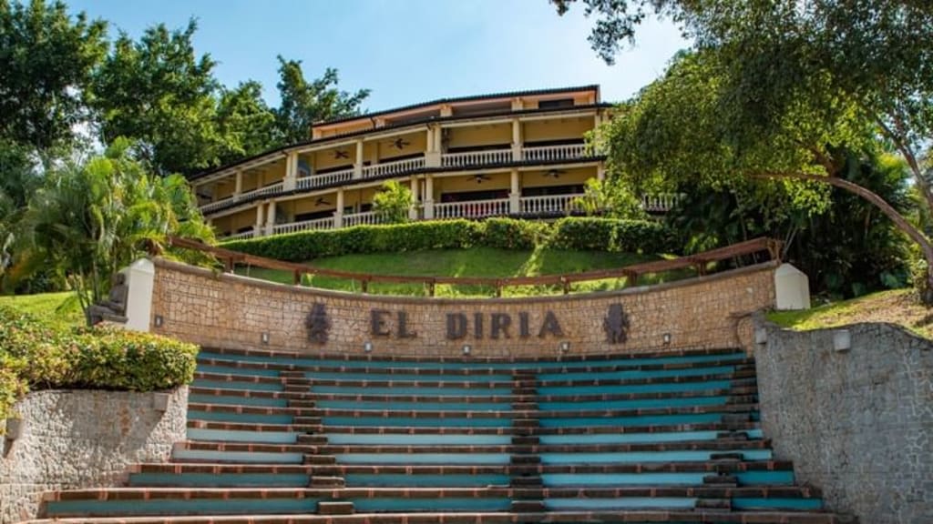 Tamarindo Diria Beach Resort