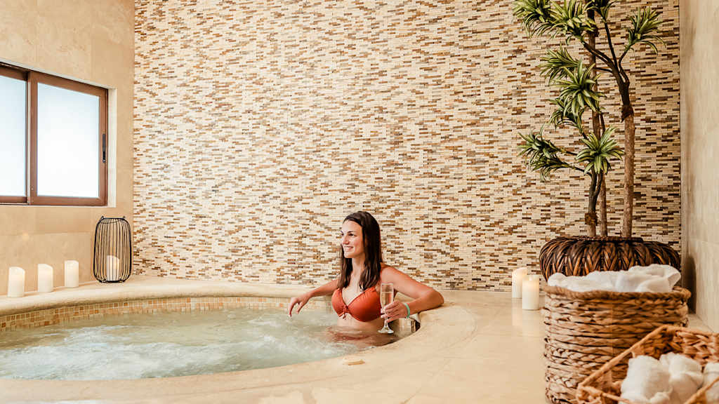 Margaritaville Beach Resort Playa Flamingo