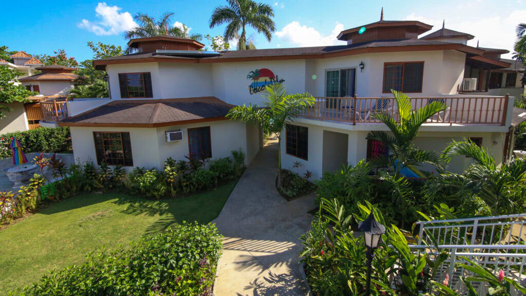 Coco La Palm Seaside Resort