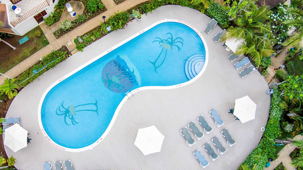 Coco La Palm Seaside Resort